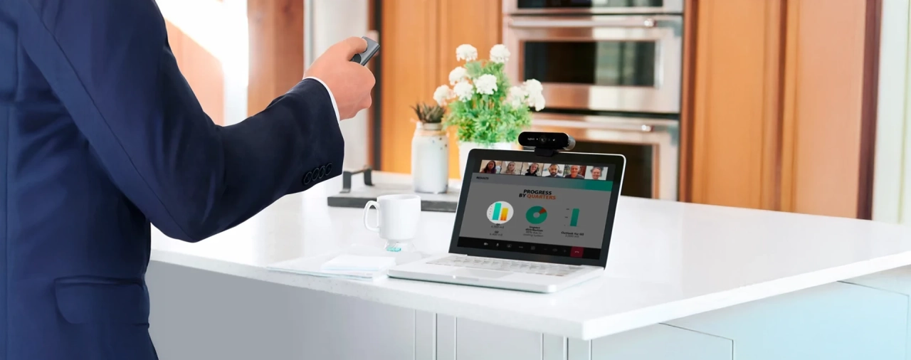 Презентер Logitech – ваш найкращий помічник на виступі
