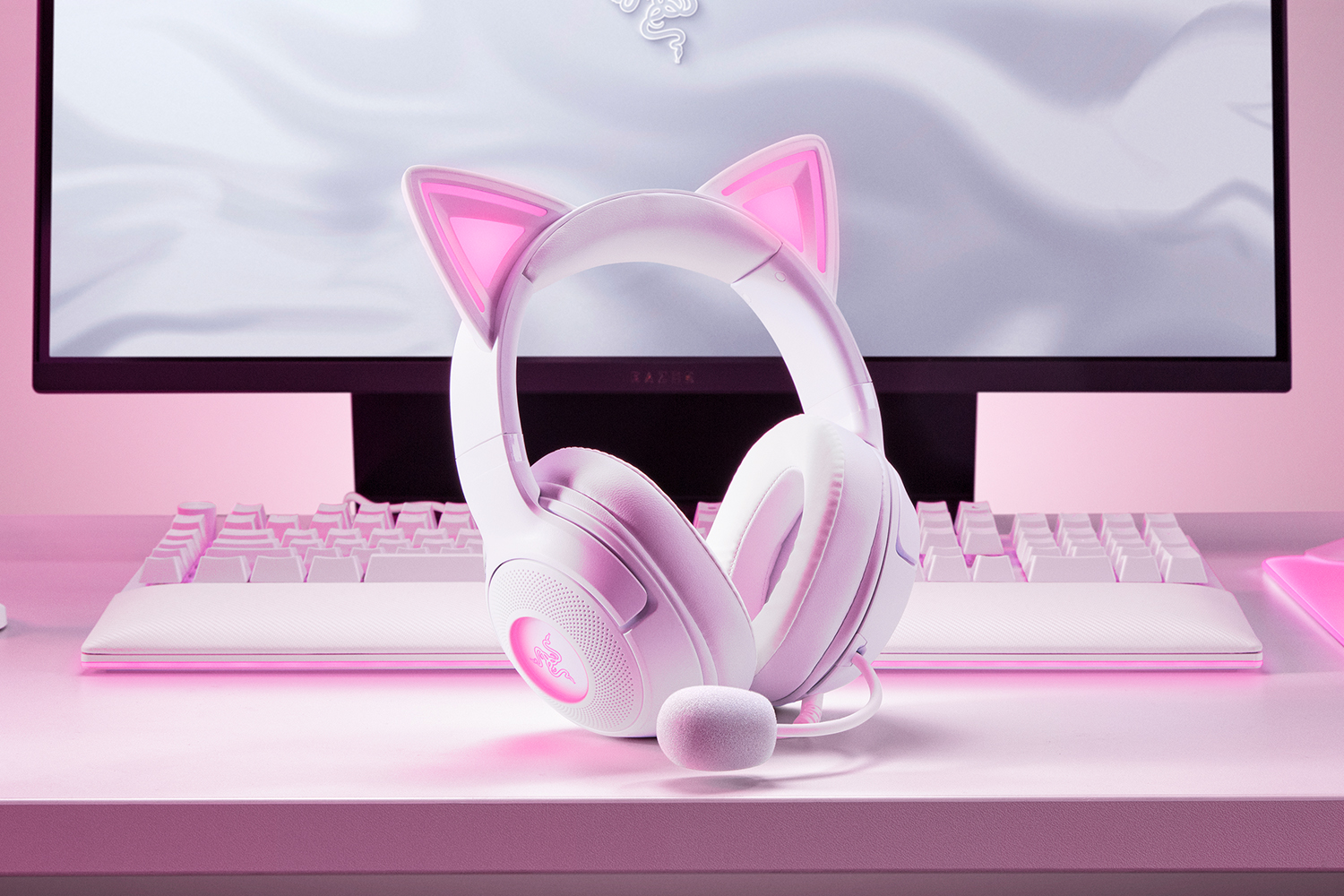 Razer Kraken Kitty V2 White, фронтальний вигляд
