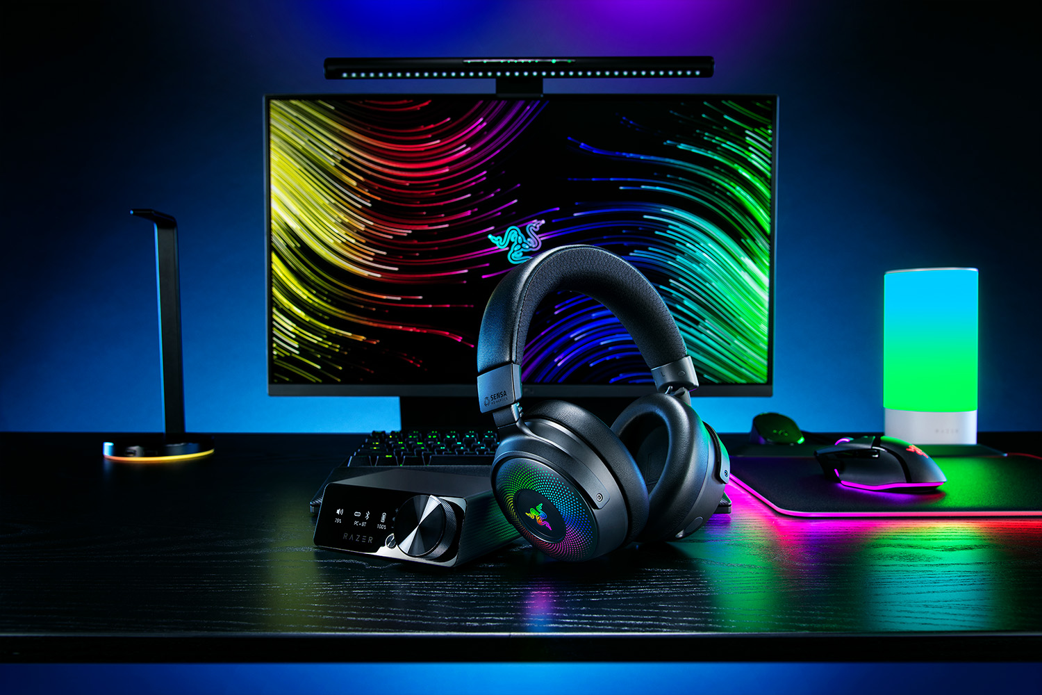 Razer Kraken V4 Pro с OLED Control Hub