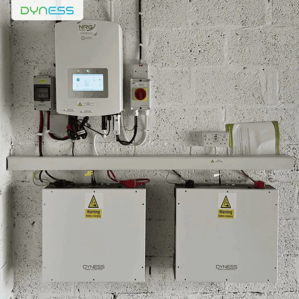 Пример настенного монтажа аккумуляторных модулей Dyness DL5.0C
