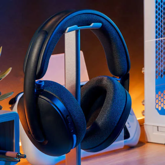 Logitech G325 LIGHTSPEED Black у використанні