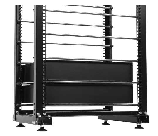 Акумулятори Dyness B4850 у стійці QUBE
