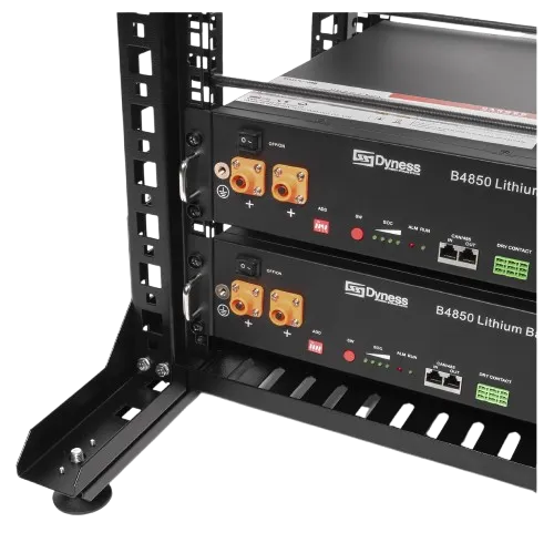 Монтаж акумуляторів Dyness B4850 у стійці QUBE