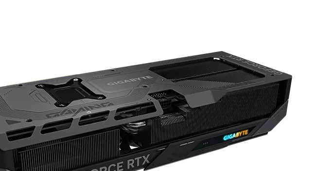 Задняя сторона GIGABYTE GeForce RTX 5080 GAMING OC