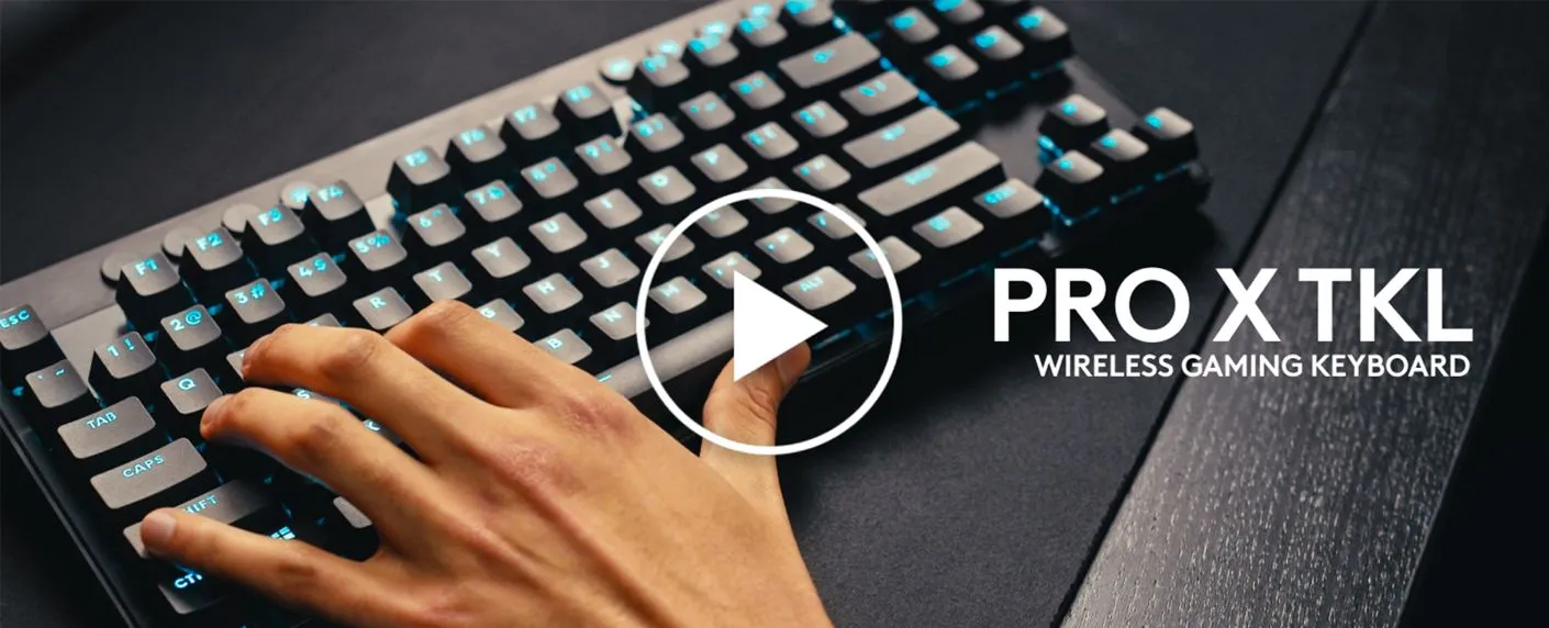 Logitech G PRO X TKL в игровой сцене