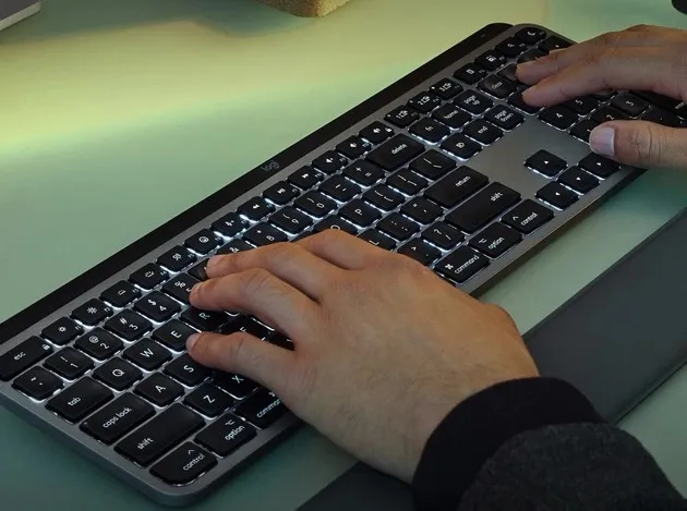 Низькопрофільний корпус Logitech MX Keys S for Mac