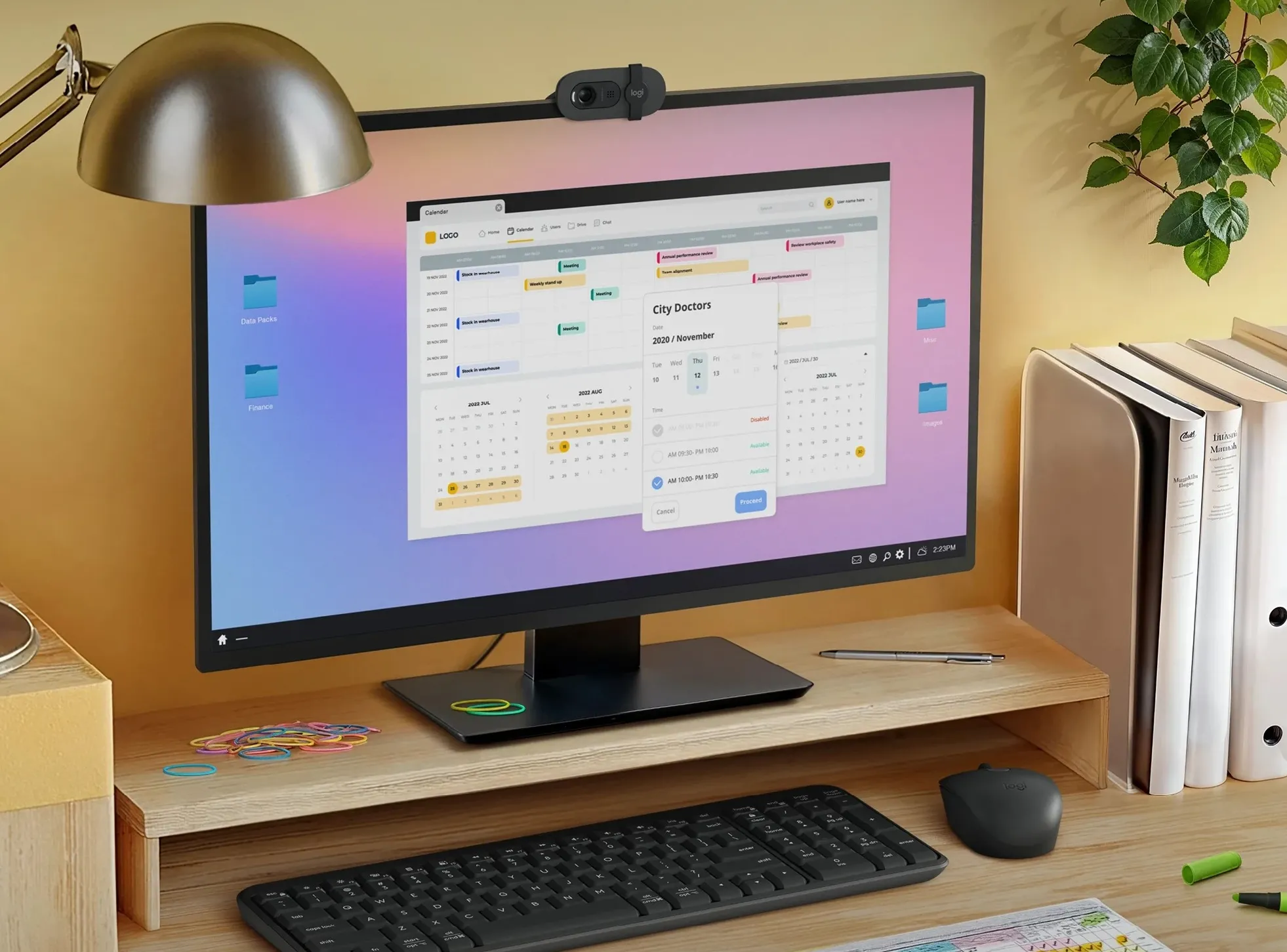 Logitech K250 на компактному робочому місці