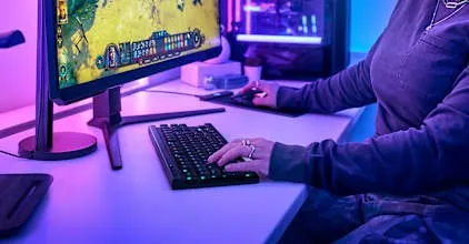 LIGHTSYNC RGB Logitech G515