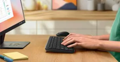 Робота з Logitech MK250