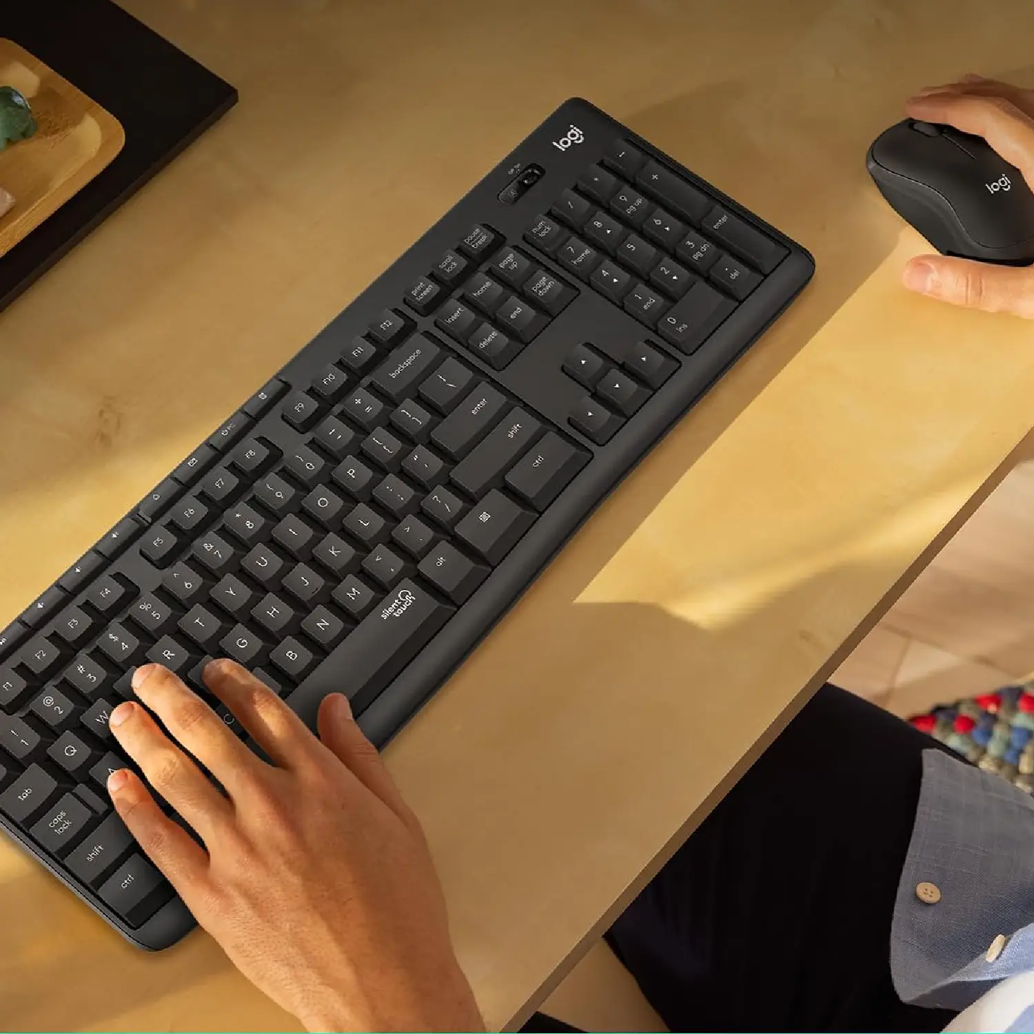 Полноразмерная клавиатура Logitech MK295 Graphite