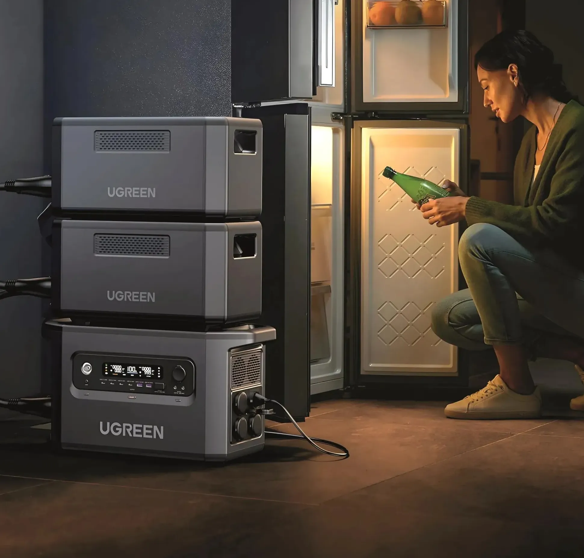UGREEN EB2000 та PowerRoam GS2200