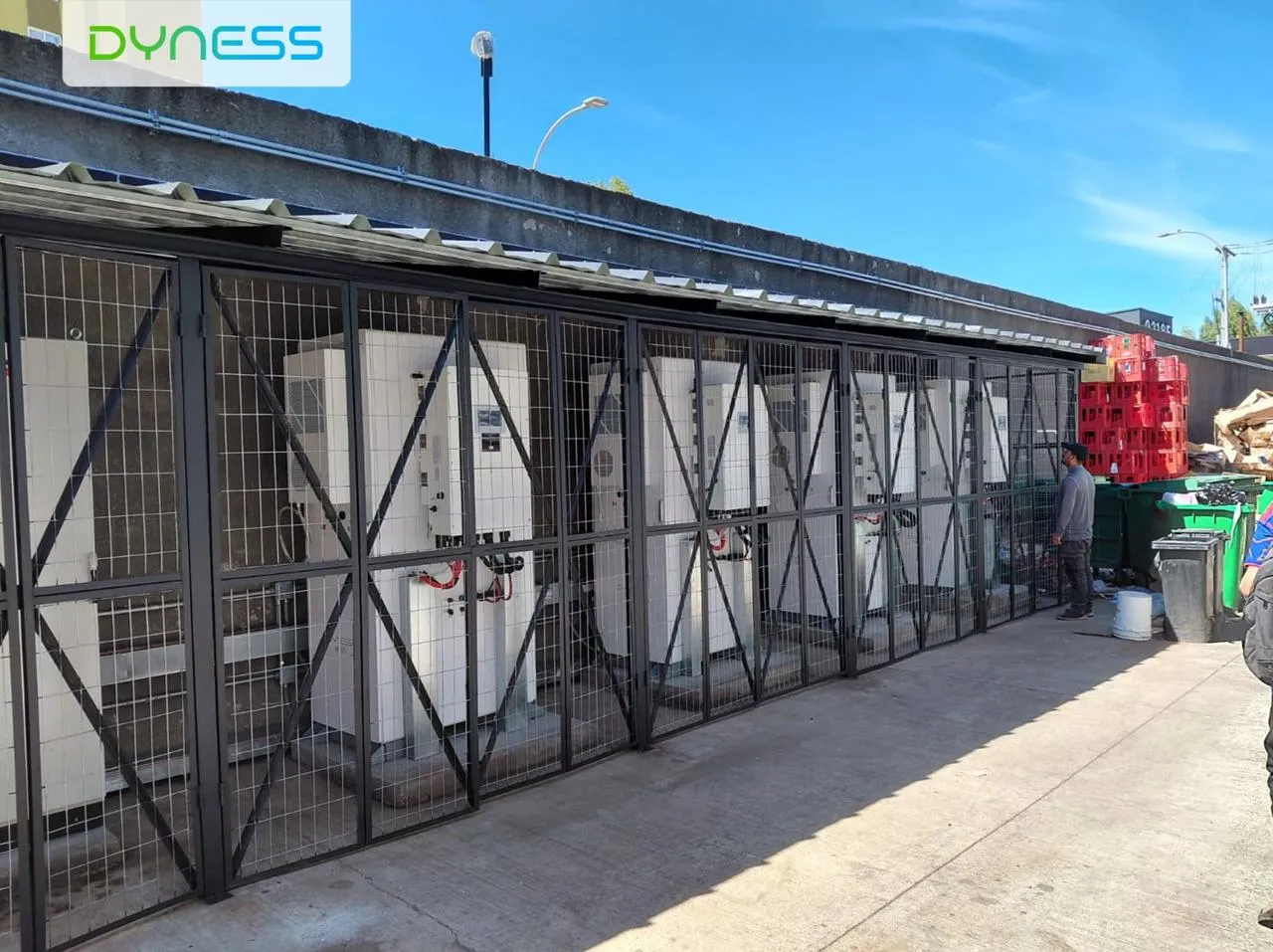 Проект Dyness BF100 с четырьмя батарейными шкафами в Чили