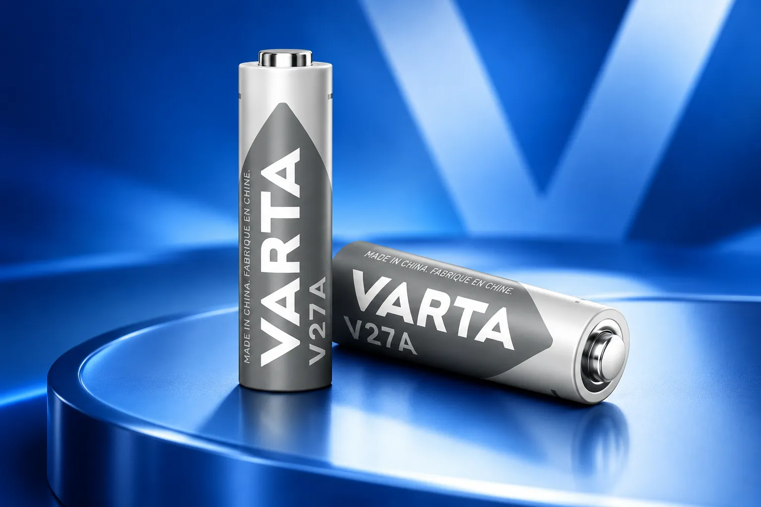 Батарейки VARTA Alkaline V27A 12 В на синьому тлі
