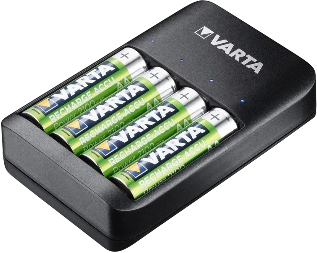 VARTA USB Quattro Charger с четырьмя аккумуляторами AA и светодиодными индикаторами