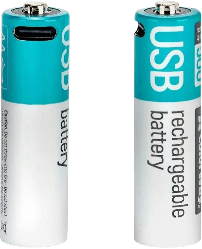 ColorWay AA USB-C – увеличенный вид двух аккумуляторов с портами зарядки