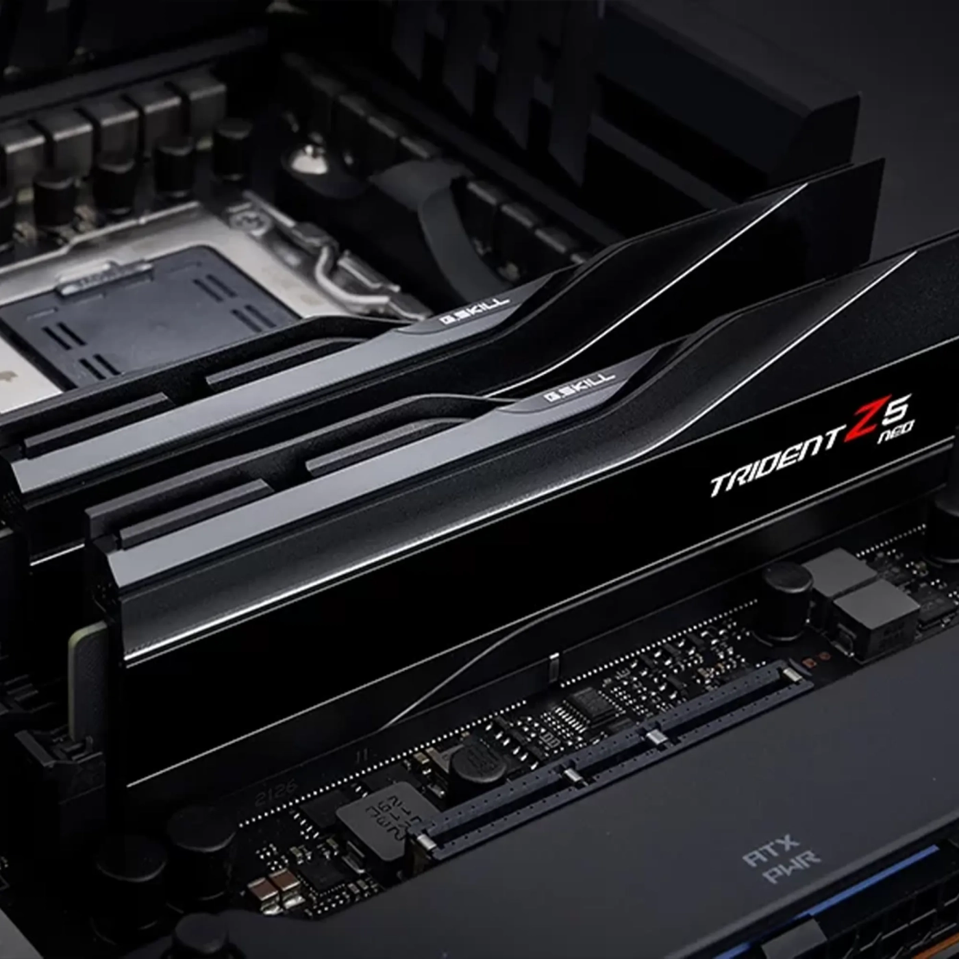 Купить Модуль памяти G.Skill Trident Z5 Neo Black DDR5-6000 64 GB (2x32GB) AMD EXPO 30-40-40-96 1.4V (F5-6000J3040G32GX2-TZ5N) - фото 6