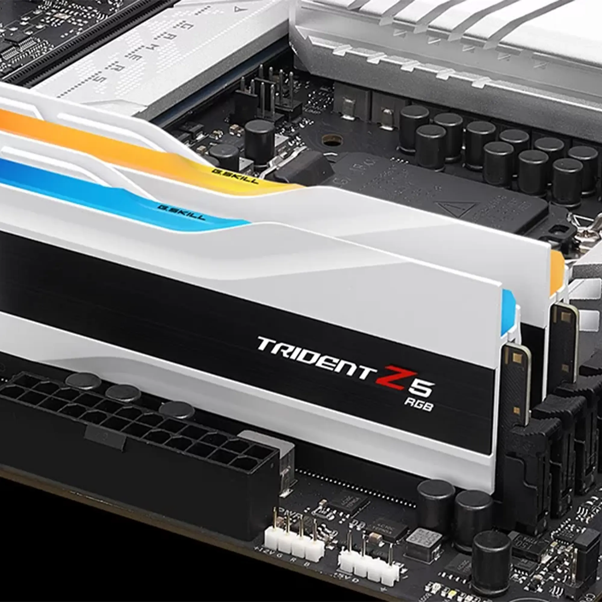 Купить Модуль памяти G.Skill Trident Z5 RGB DDR5-6000 32GB (2x16GB) CL32-38-38-96 1.35V - фото 4