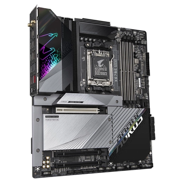 Купити Материнська плата GIGABYTE X670E AORUS MASTER - фото 3