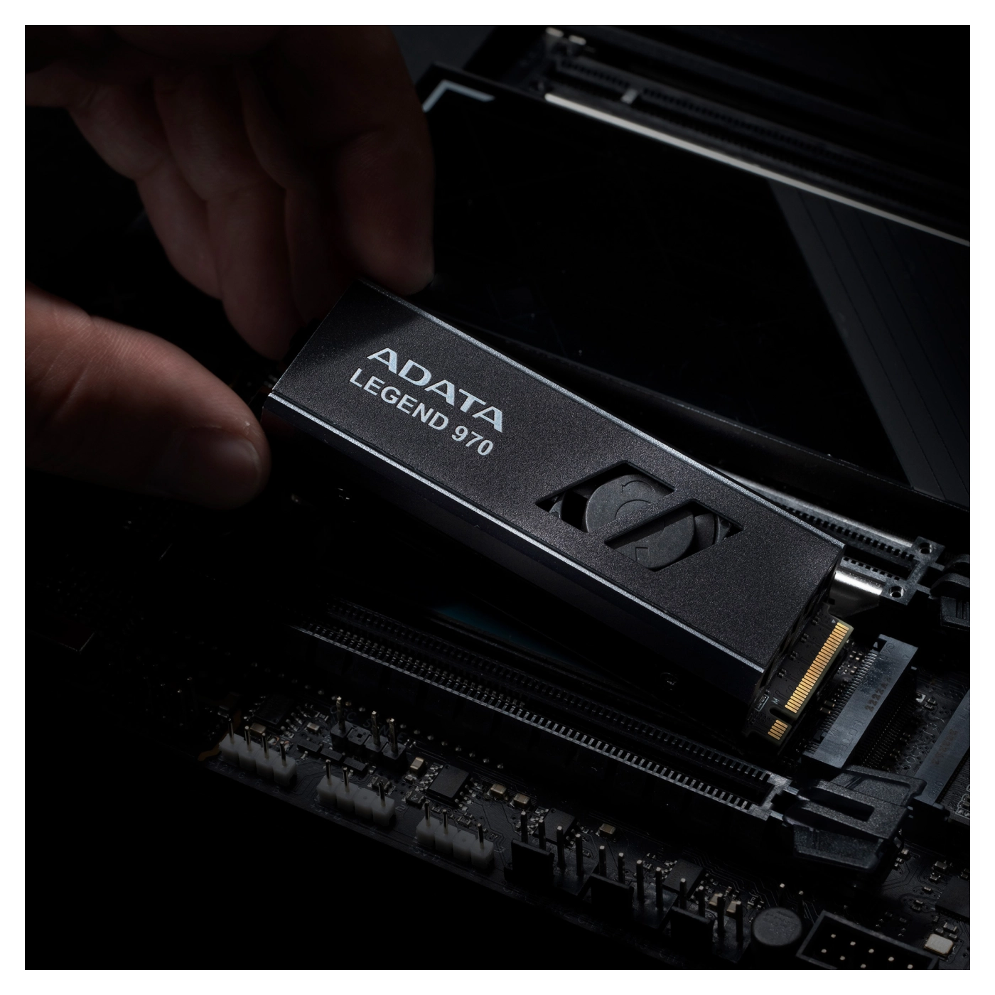 Купить SSD диск ADATA LEGEND 970 1TB M.2 PCIe 5.0 x4 (SLEG-970-1000GCI) - фото 10