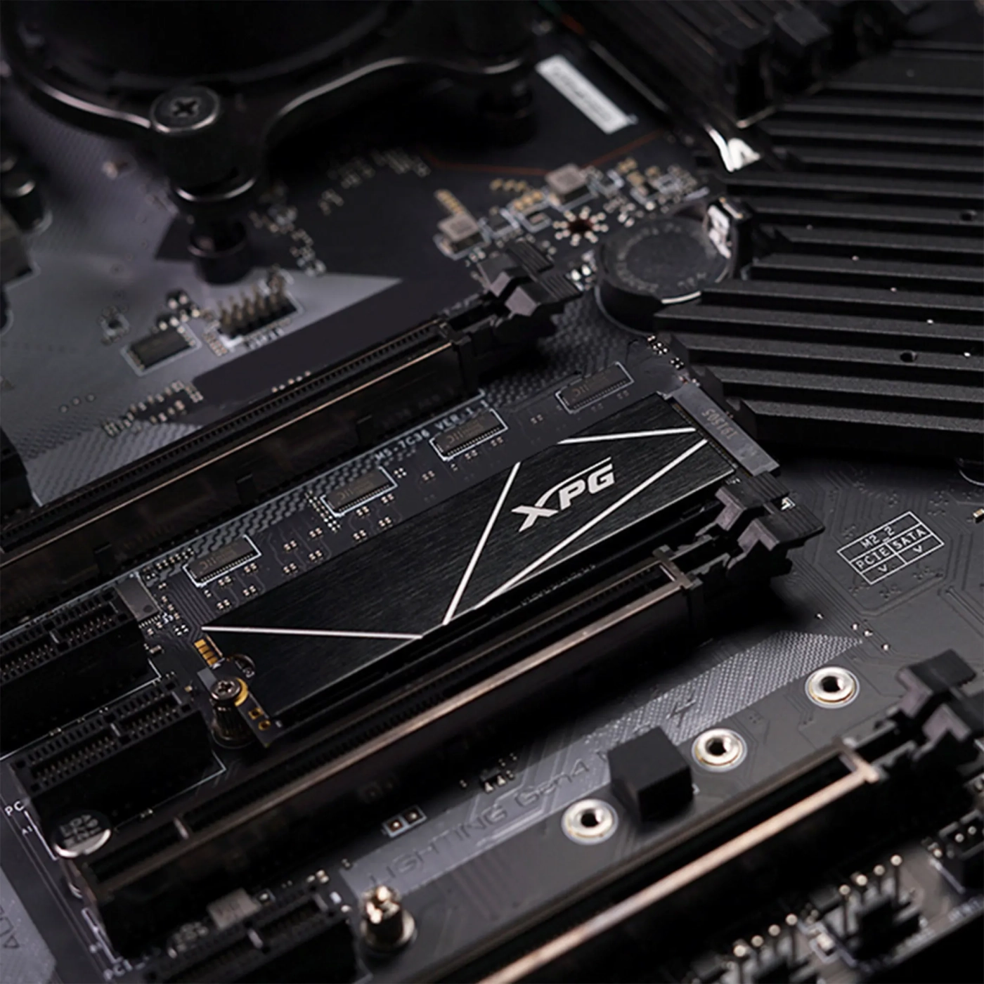 Купить SSD диск ADATA XPG GAMMIX S70 BLADE 4TB M.2 NVMe PCIe 4.0 (AGAMMIXS70B-4T-CS) - фото 8