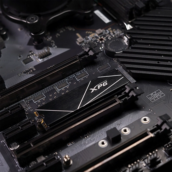 Купить SSD диск ADATA XPG GAMMIX S70 BLADE 4TB M.2 NVMe PCIe 4.0 (AGAMMIXS70B-4T-CS) - фото 8