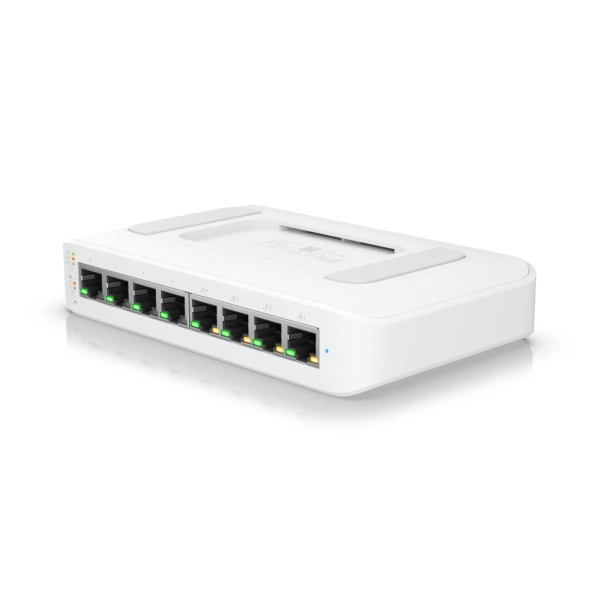 Купити Комутатор Ubiquiti Lite 8 PoE (USW-LITE-8-POE) - фото 5