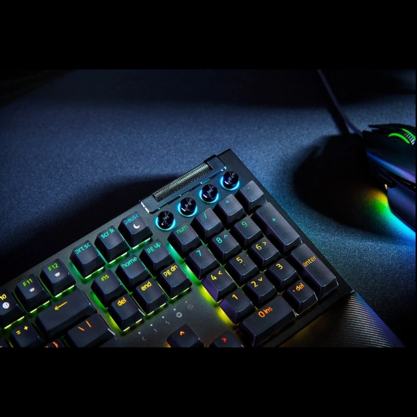 Купить Клавиатура RAZER BlackWidow V4 Yellow Switch RU (RZ03-04692500-R3R1) - фото 10