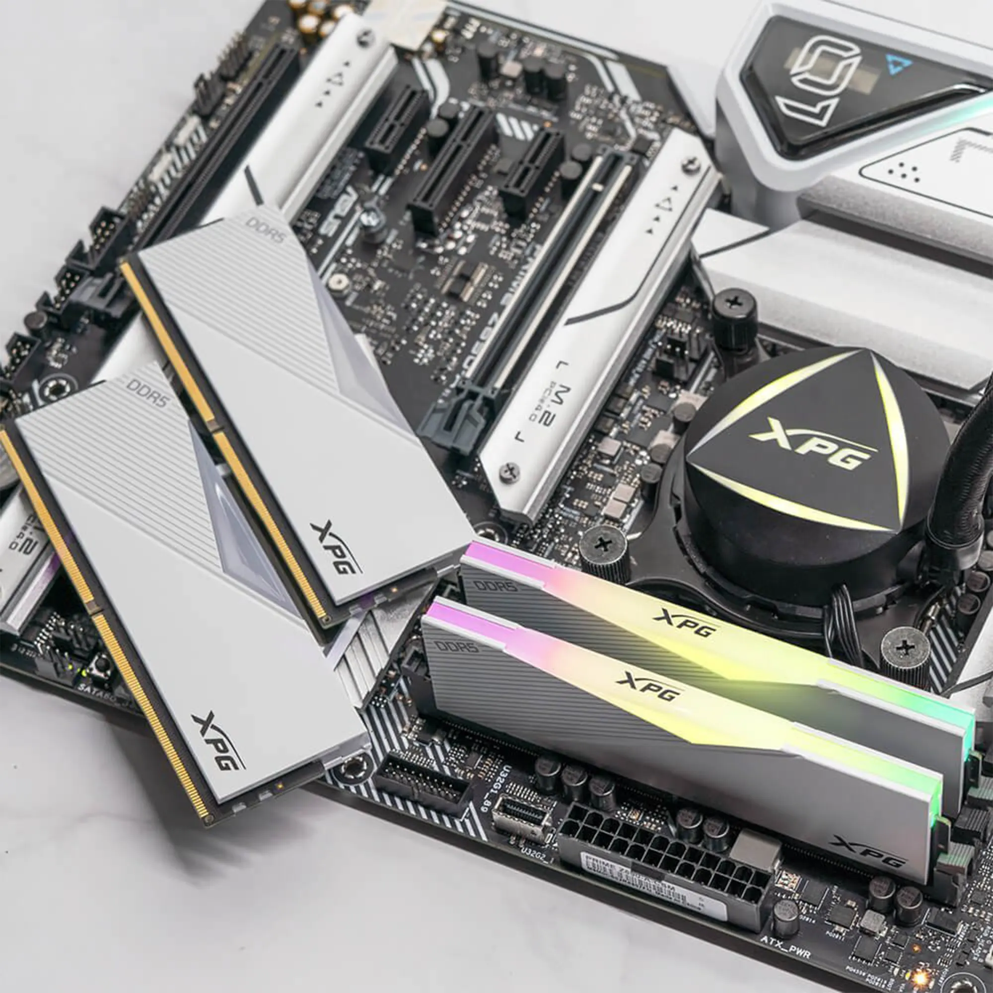 Купить Модуль памяти ADATA XPG Lancer RGB White DDR5-5200 32GB (2x16GB) (AX5U5200C3816G-DCLARWH) - фото 7