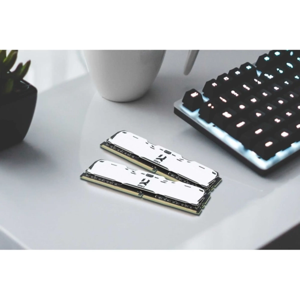 Купить Модуль памяти Goodram IRDM X Black DDR4-3200 16GB (IR-XL3200D464L16S/16G) - фото 6