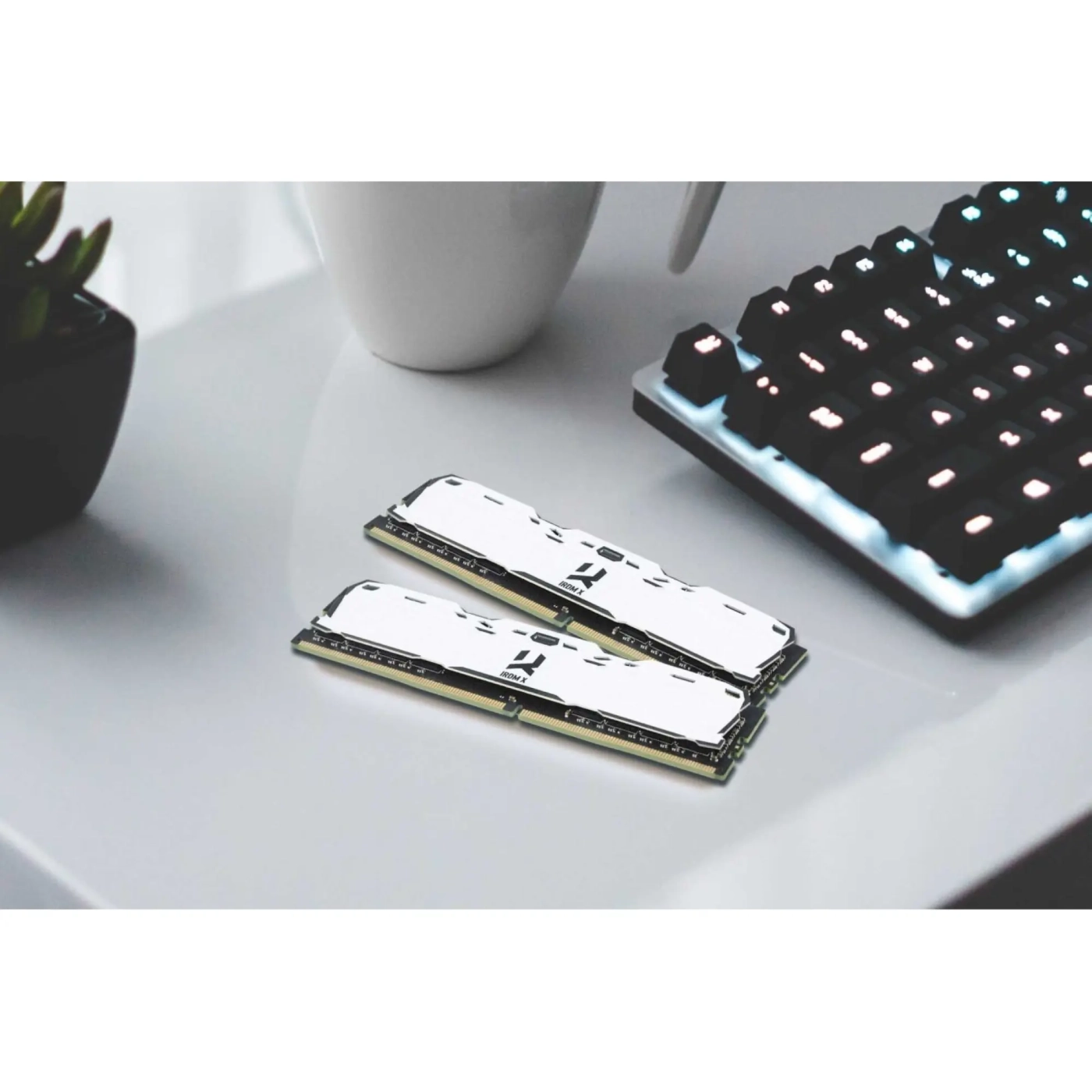 Купить Модуль памяти Goodram IRDM X Red DDR4-3200 16GB (IR-XR3200D464L16A/16G) - фото 5