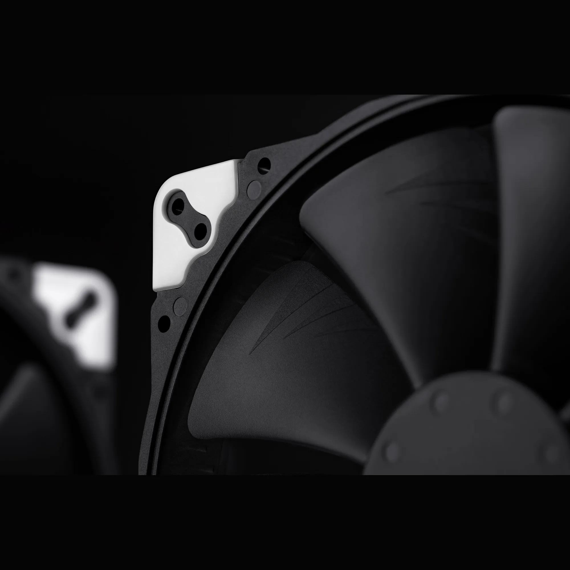 Купити Вентилятор Noctua NF-A20 PWM CHROMAX.BLACK.SWAP - фото 6