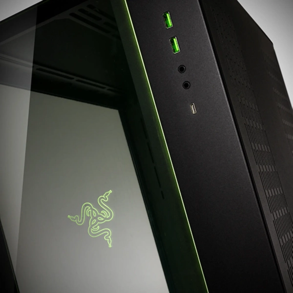 Купить Корпус Lian Li Dynamic Razer Edition (G99.O11DX.40) - фото 4