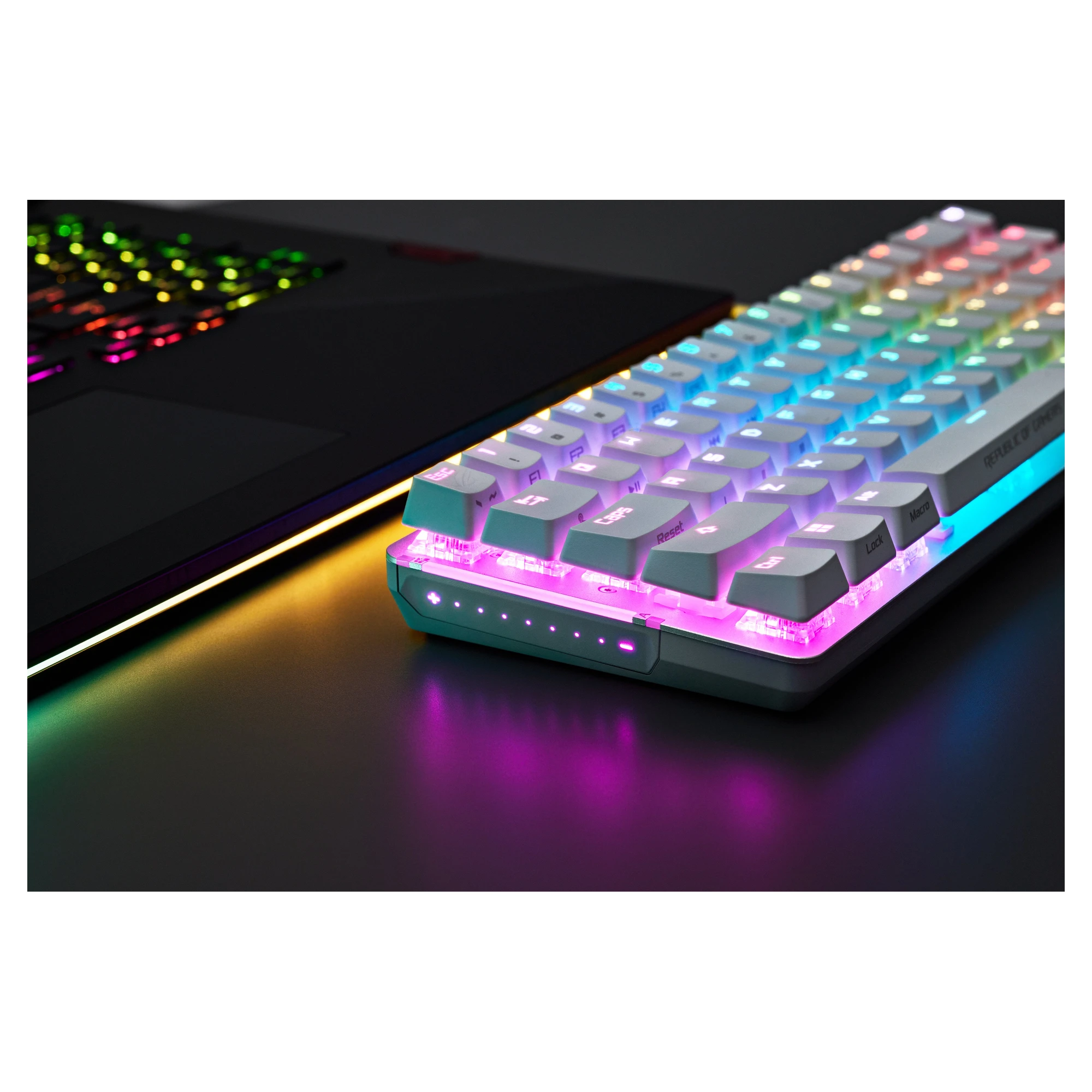 Купить Клавиатура ASUS ROG Falchion Ace NX Red EN PBT White (90MP0346-BKUA11) - фото 8