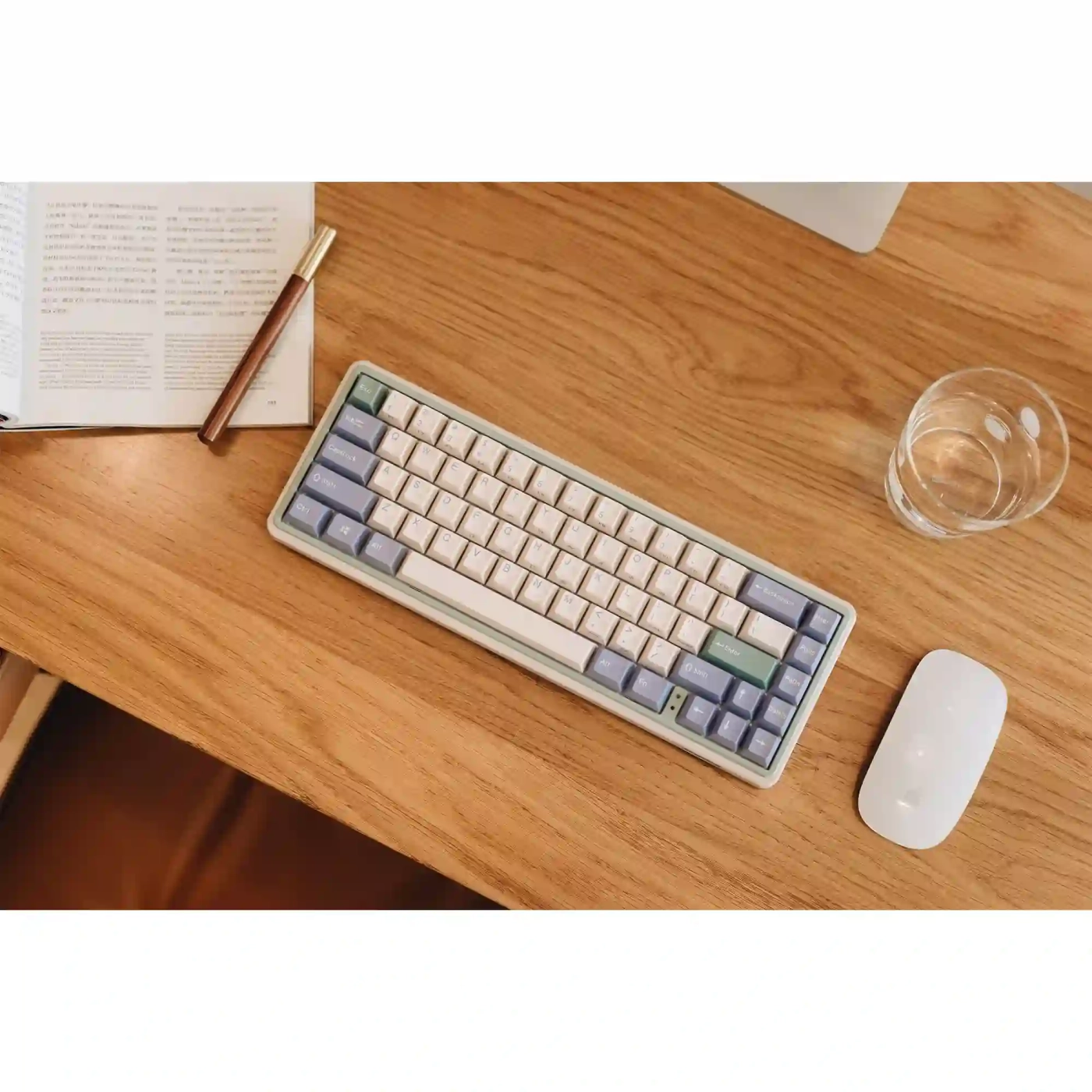 Купить Клавиатура Varmilo Minilo HOT-SWAP VXT67 Eucalyptus Gateron G Pro 2.0 Brown EN (A42A046E3A5A01A039) - фото 10