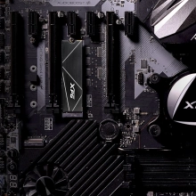 Купить SSD диск ADATA XPG GAMMIX S70 BLADE 1TB M.2 (AGAMMIXS70B-1T-CS) - фото 7