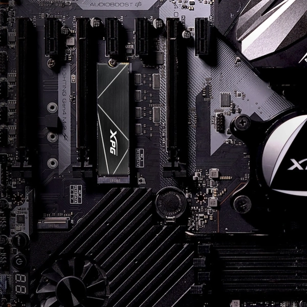 Купить SSD диск ADATA XPG GAMMIX S70 BLADE 1TB M.2 (AGAMMIXS70B-1T-CS) - фото 7
