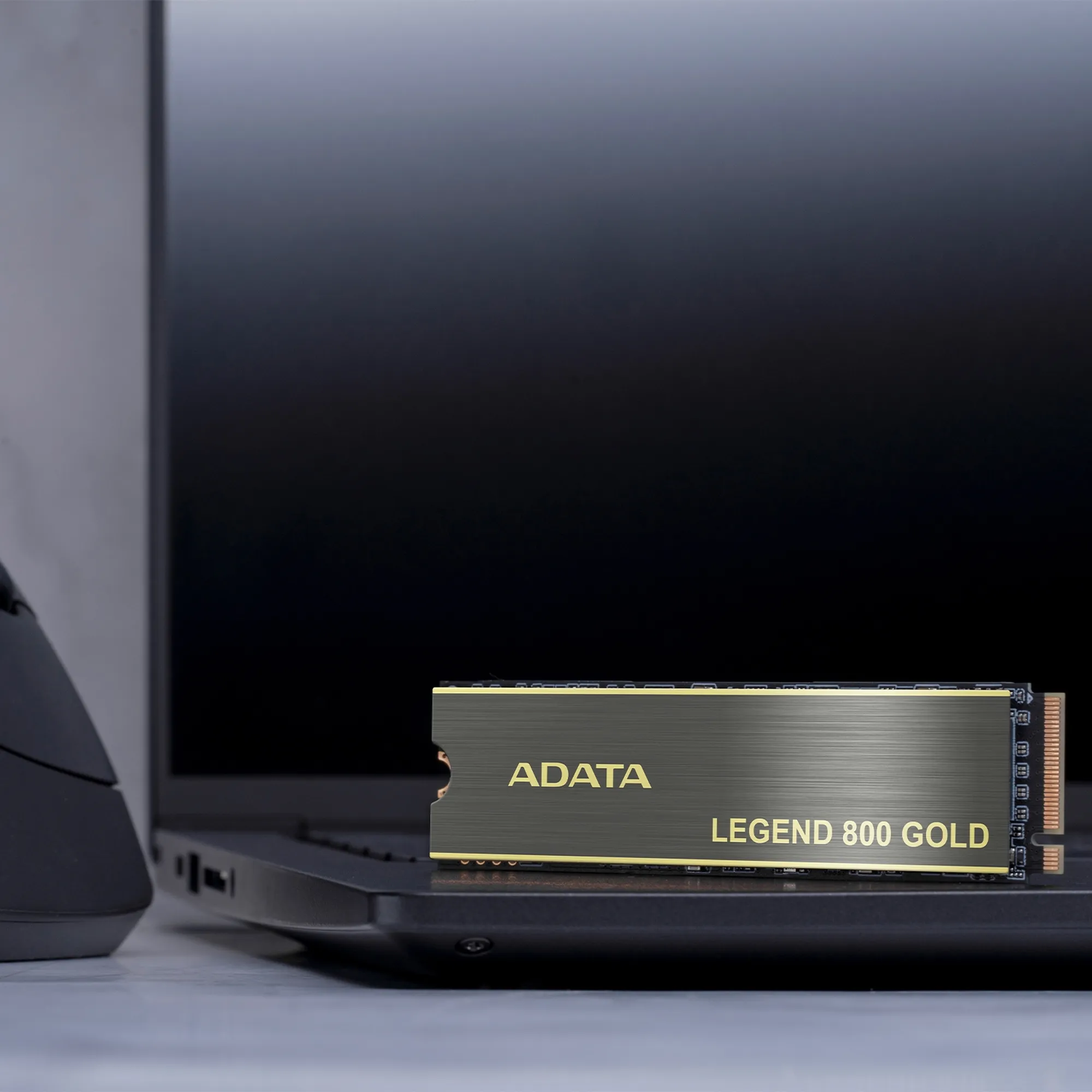 Купить SSD диск ADATA LEGEND 800 GOLD 1TB M.2 (SLEG-800G-1000GCS-S38) - фото 11