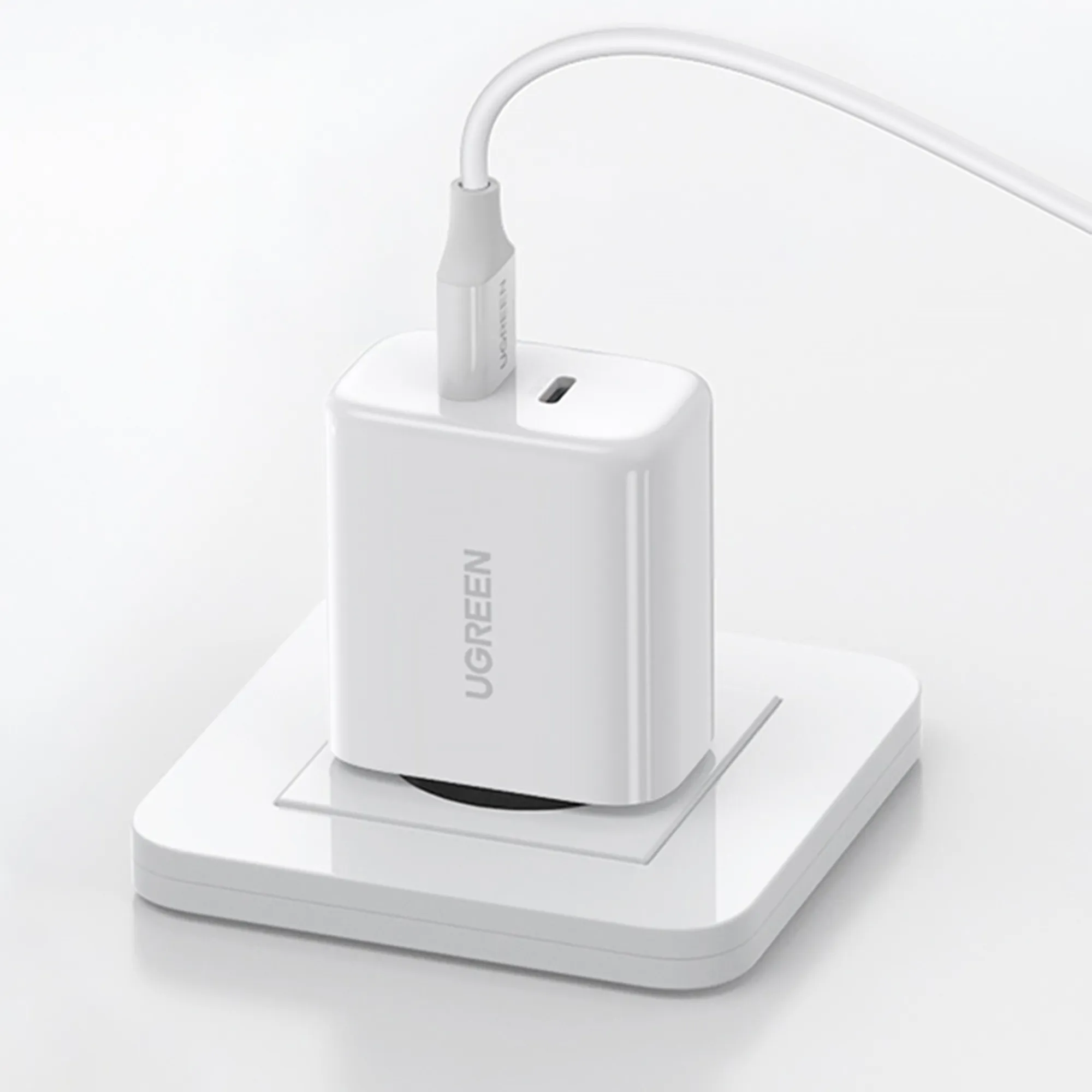 Купить Зарядное устройство Ugreen CD243 2xUSB 40W PD (2xType-C) PD White (10343) - фото 3