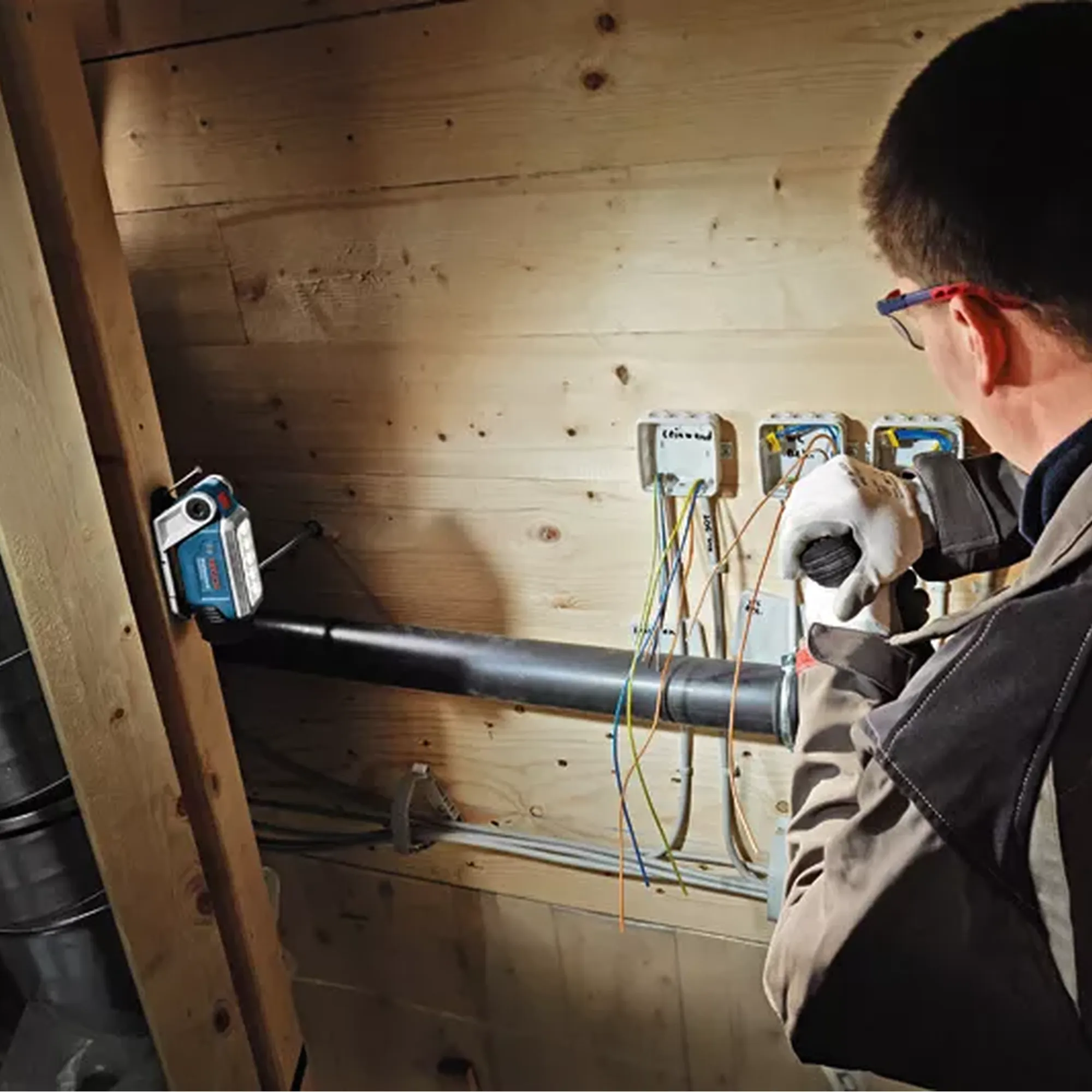 Купить Фонарь Bosch GLI 12V-330 SOLO (без АКБ и ЗУ) (0.601.4A0.000) - фото 8