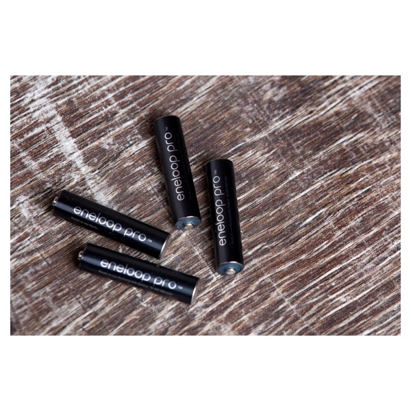 Купити Акумулятор Panasonic Eneloop Pro AAA 930 mAh 2BP (BK-4HCDE/2BE) - фото 4