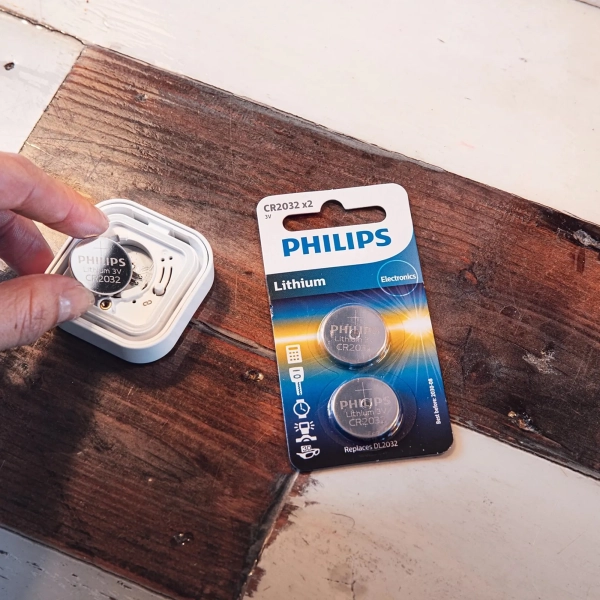 Купити Батарейка Philips CR2032 Lithium 2 шт. (CR2032P2/01B) - фото 3