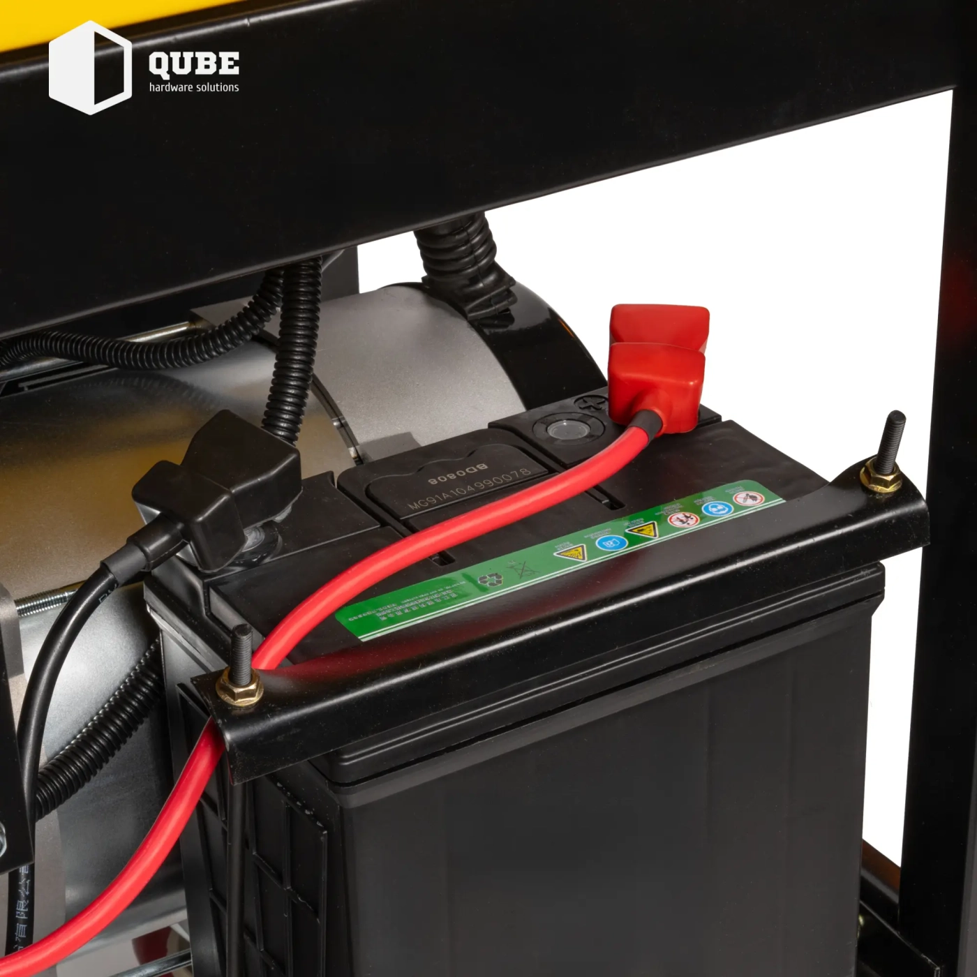 Купить Генератор дизельный Qube QFED10000XE-3 3-phase, 8.1kW 8.8kW, 220V/380V, 12.5L - фото 12