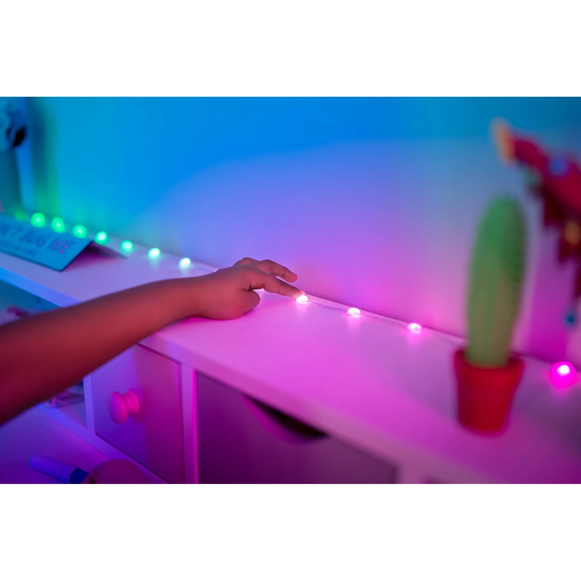 Купить Умная LED гирлянда Twinkly Candies Heart RGB 200LED 12m Green (TWKH200RGB-G) - фото 11