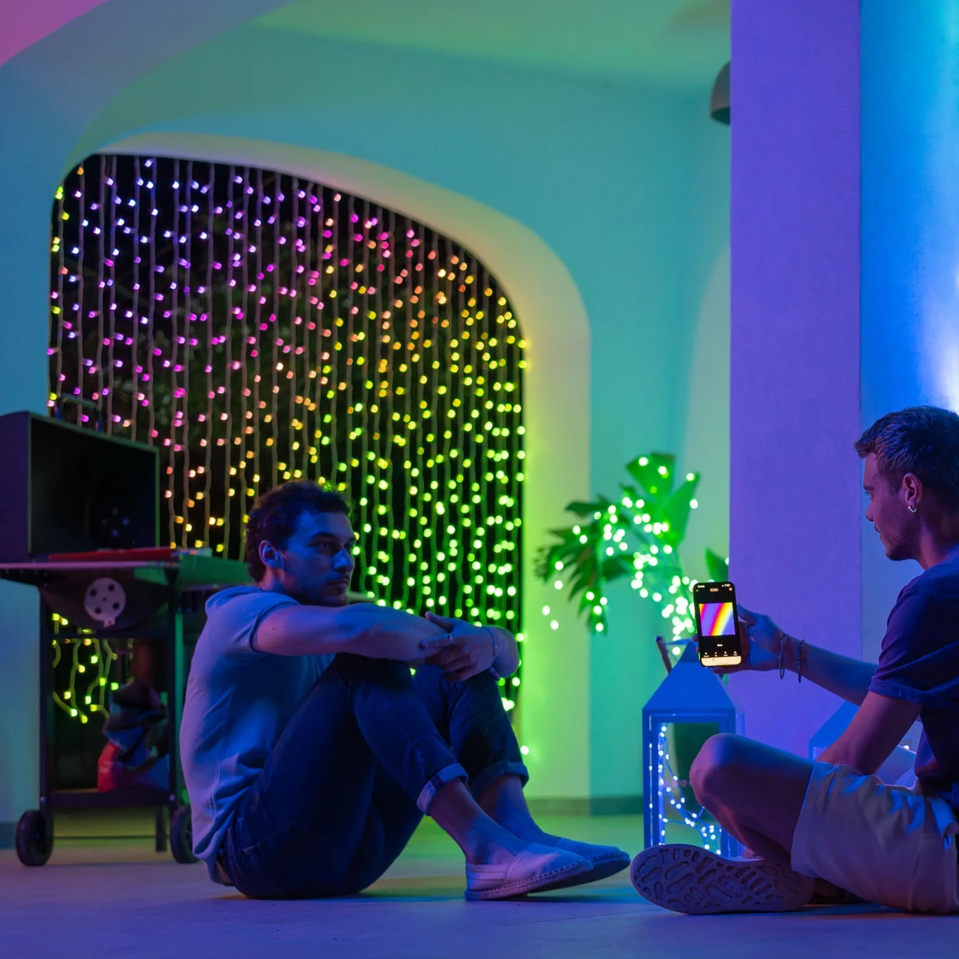 Купить Умная LED гирлянда Twinkly Curtain RGBW 210LED Clear (TWW210SPP-TEU) - фото 2
