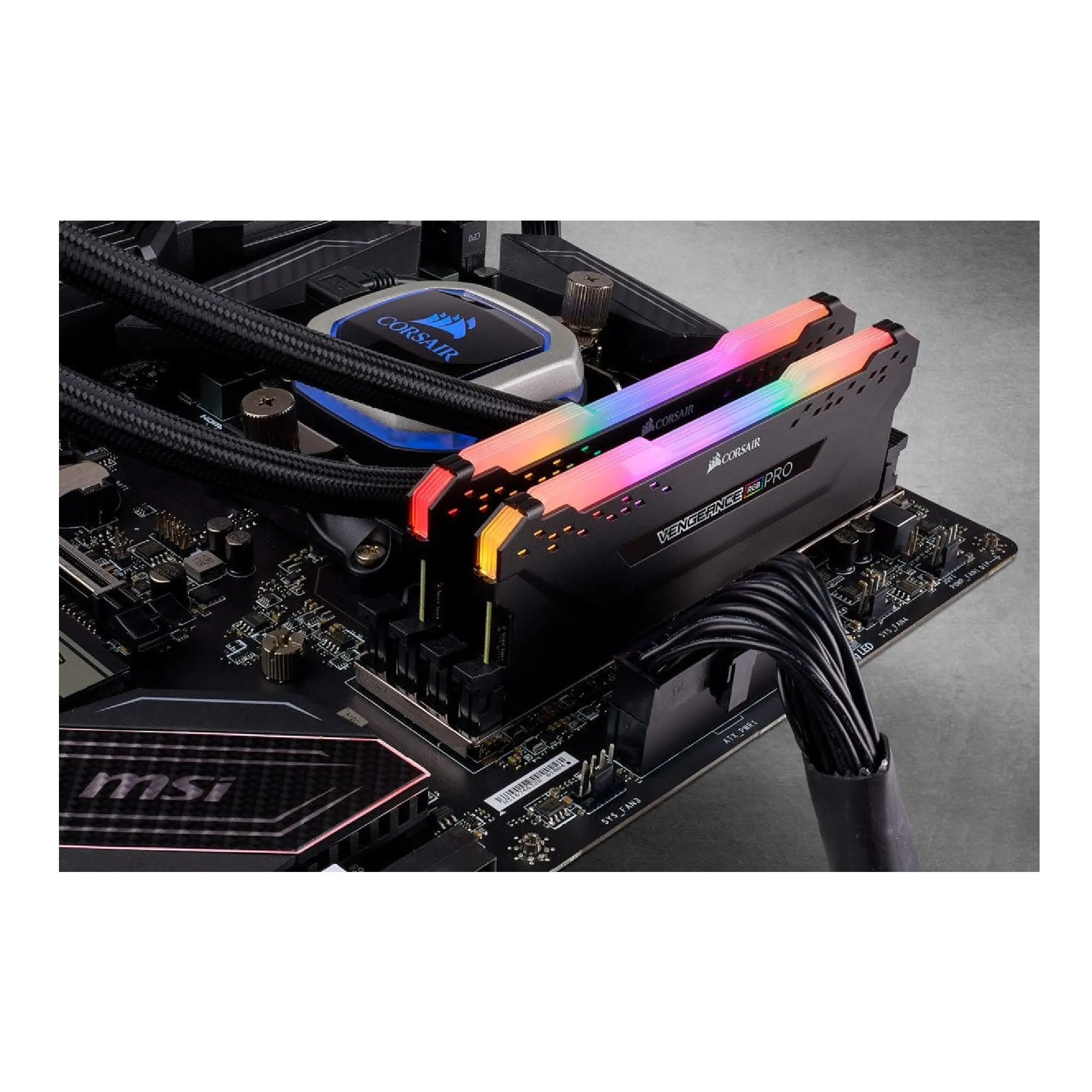 Купити Модуль пам'яті Corsair Vengeance RGB Pro DDR4-3600 64GB (2x32GB) CL18 1,35V (CMW64GX4M2D3600C18) - фото 5