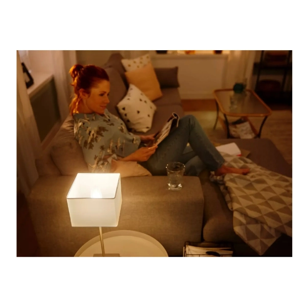 Купить Умная лампа Philips Hue E14 Bluetooth Диммирование (929002294404) - фото 6