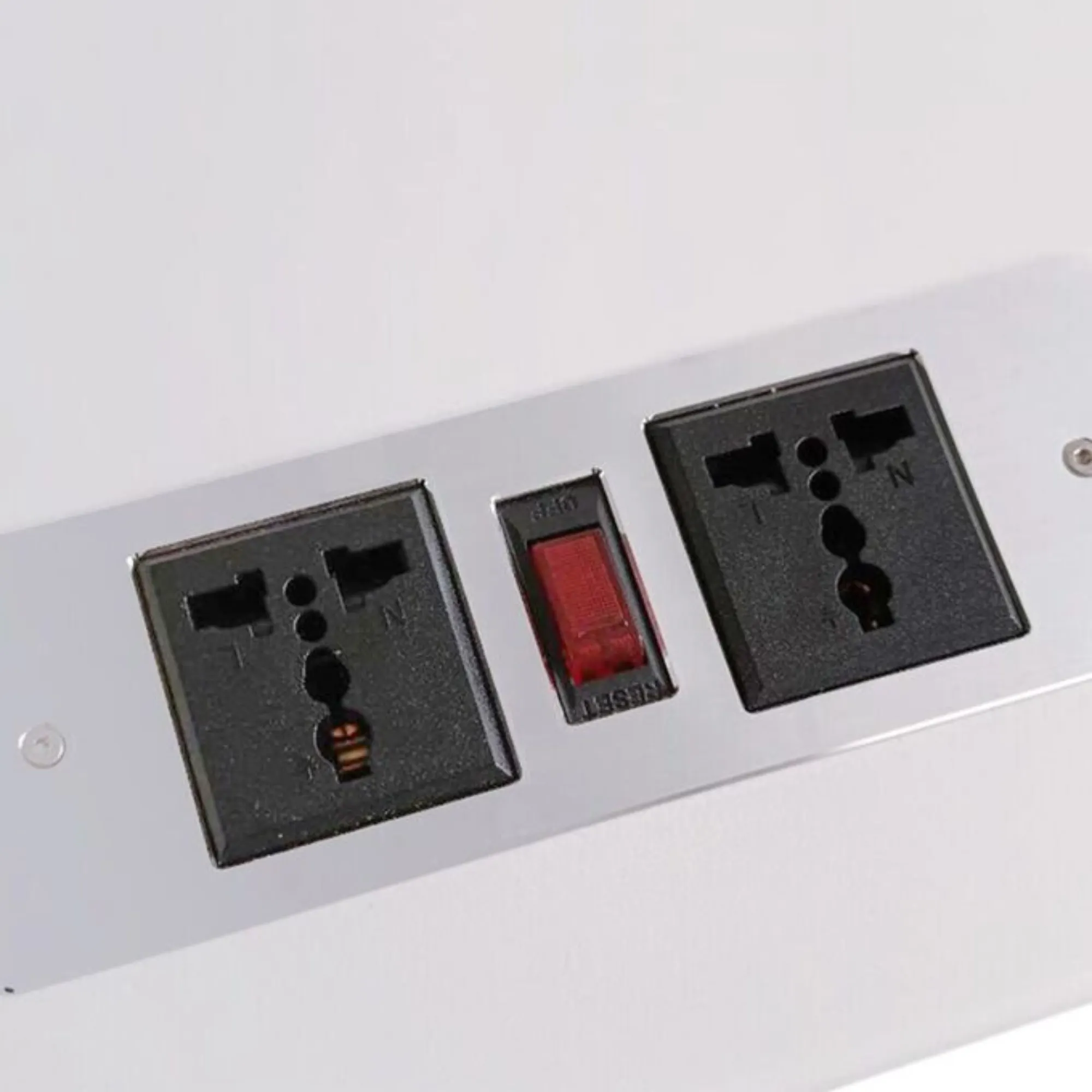 Купить Геймерский стол Cougar Royal 150 Pro White - фото 4