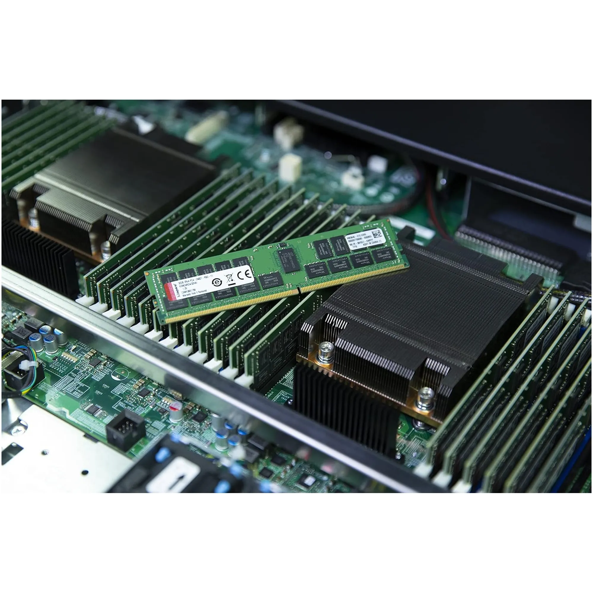 Купити Модуль пам'яті Kingston Server Premier DDR5-5200 16GB (KSM52E42BS8KM-16HA) - фото 3
