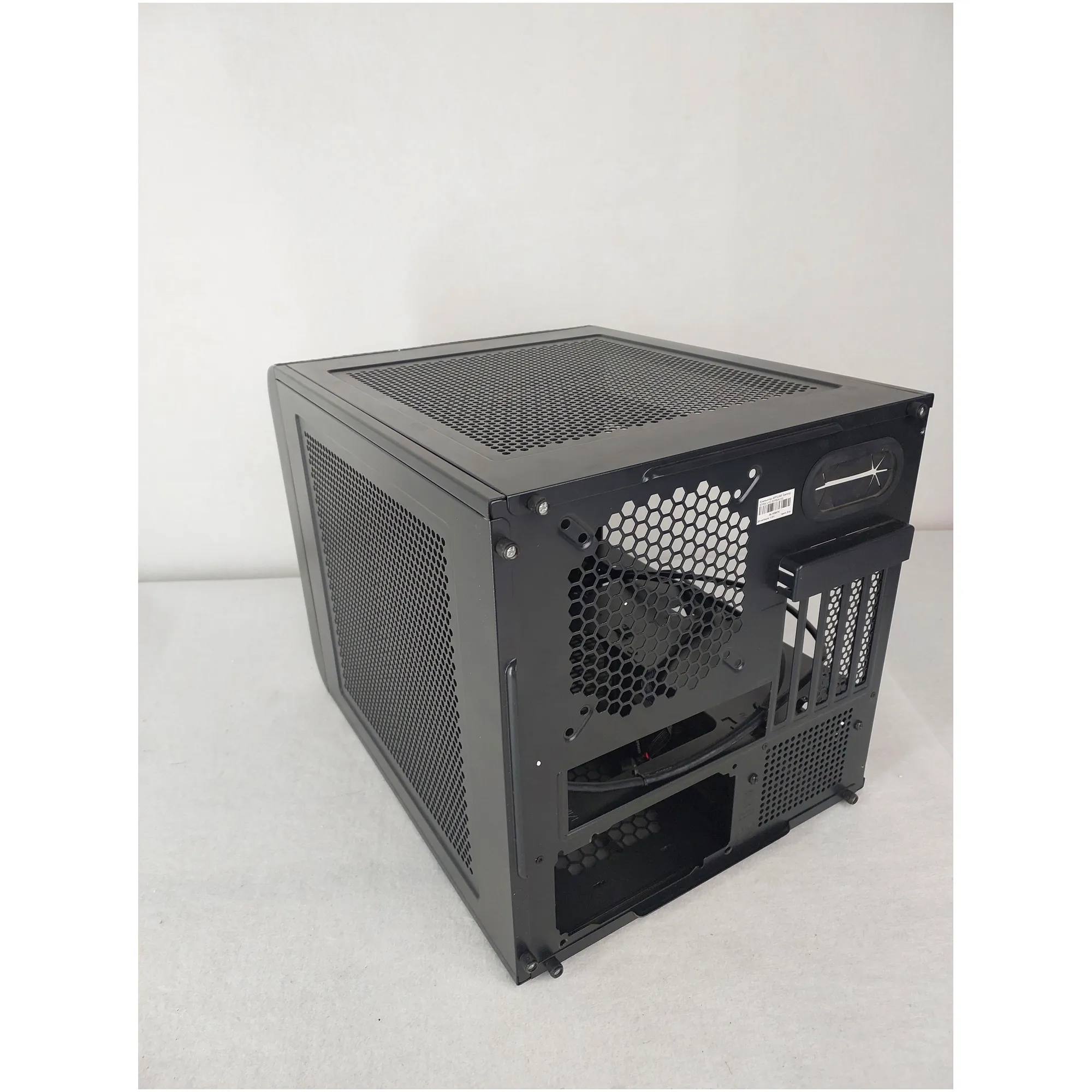 Купить Уценка Корпус Thermaltake Core V21 (CA1D500S1WN00RG008722) - фото 5