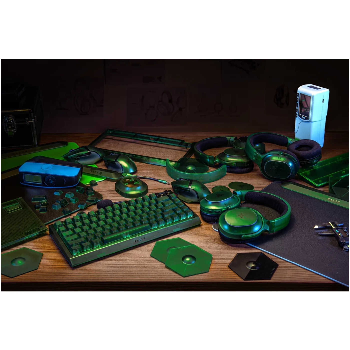 Купити Клавіатура Razer BlackWidow V4 75% Phantom Green (RZ03-05003300-R3M1) - фото 8